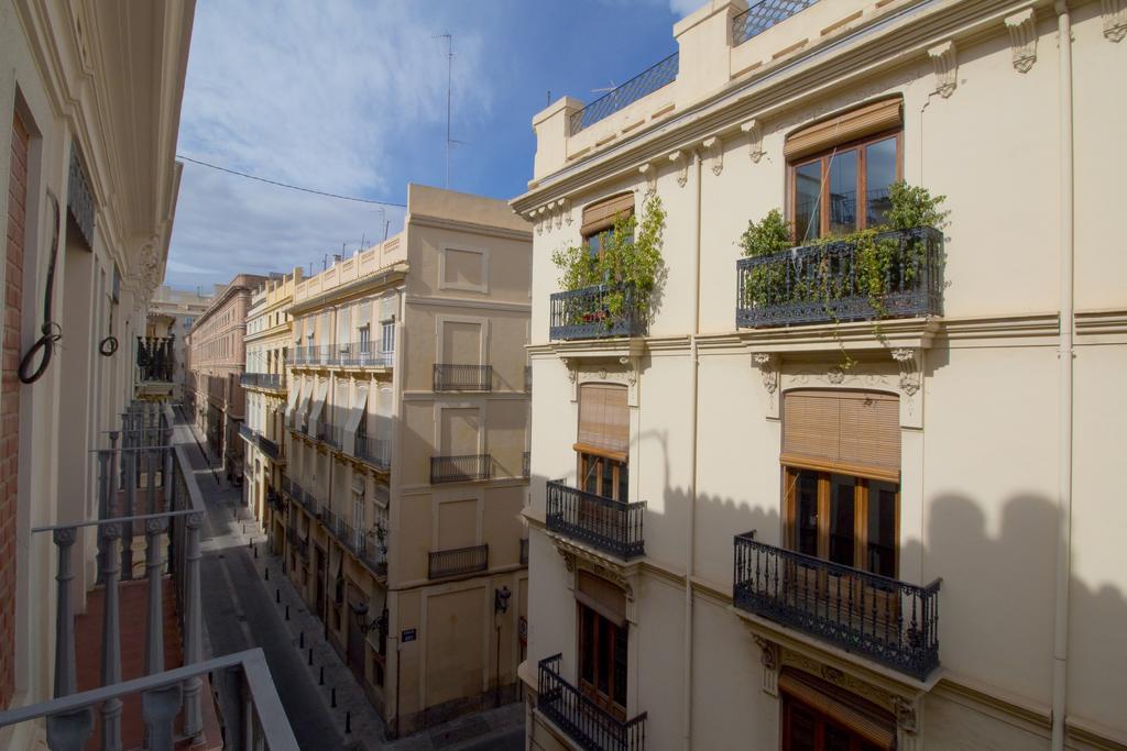 Bet Apartments - Trinitarios Apartments Валенсия Номер фото